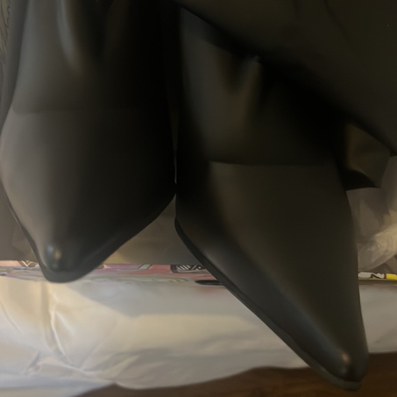 Jeffrey Campbell 2-n-1 heels - Picture 6 of 6